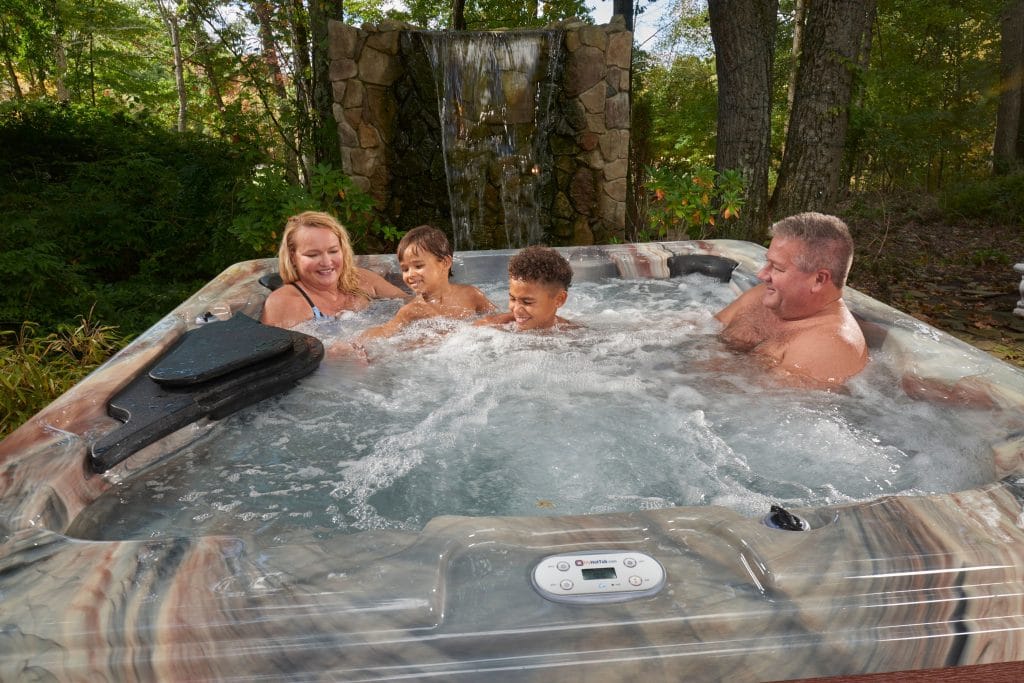 How to Find the Best Hot Tubs-4aswmKUM